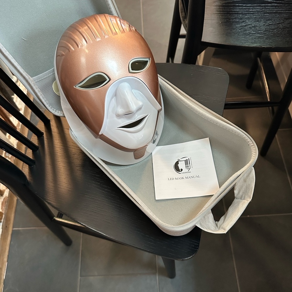 cleopatra led mask